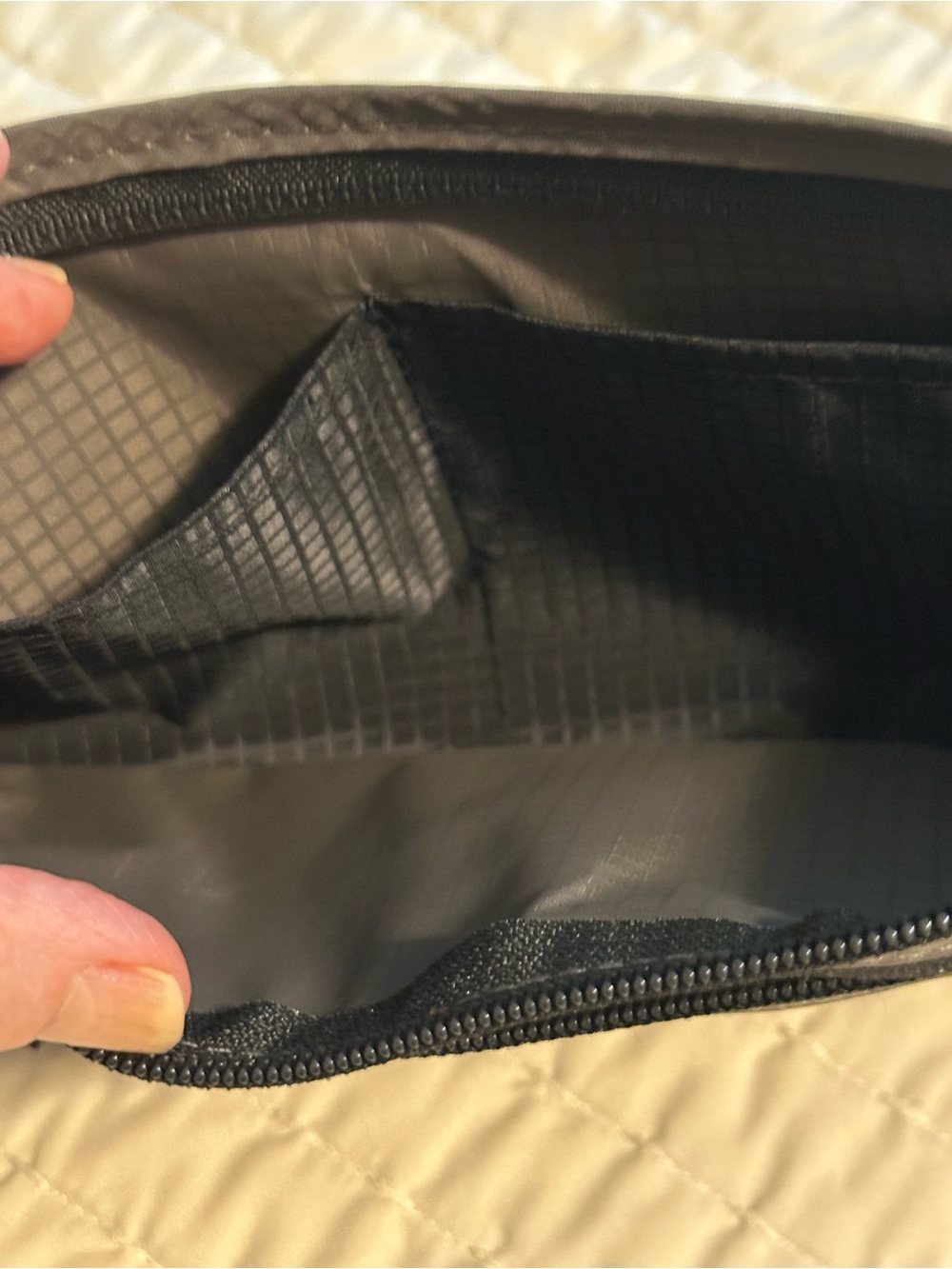 ZeroGrid Fanny Pack - Picture 6 of 12